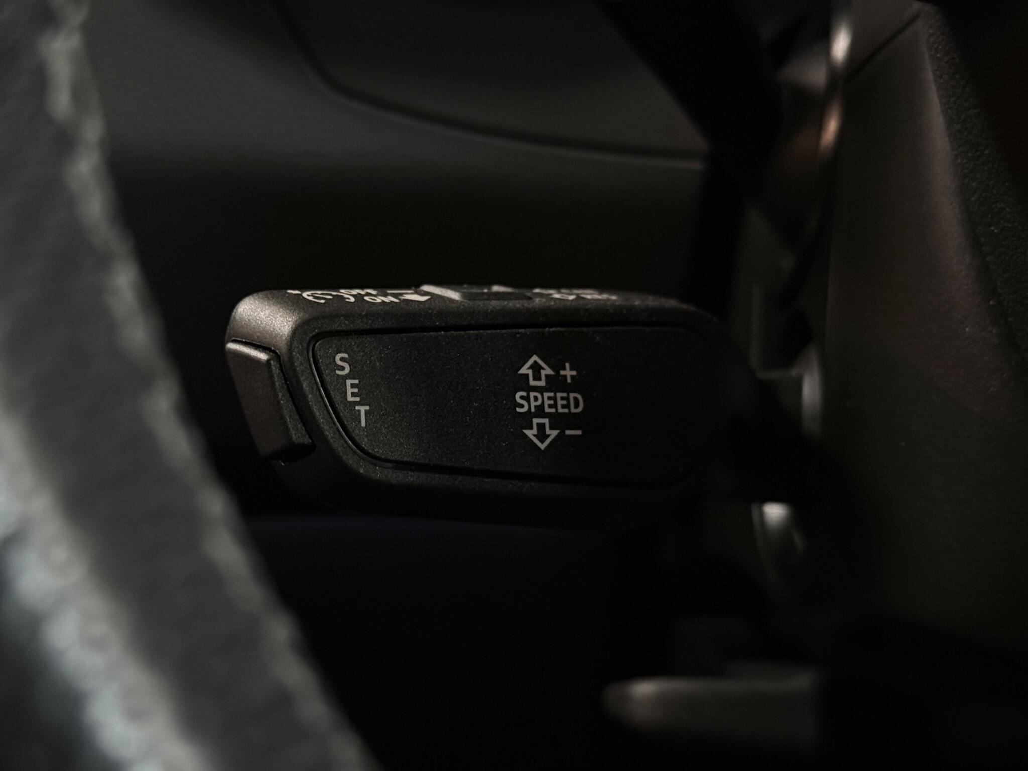 Audi A6 view 25