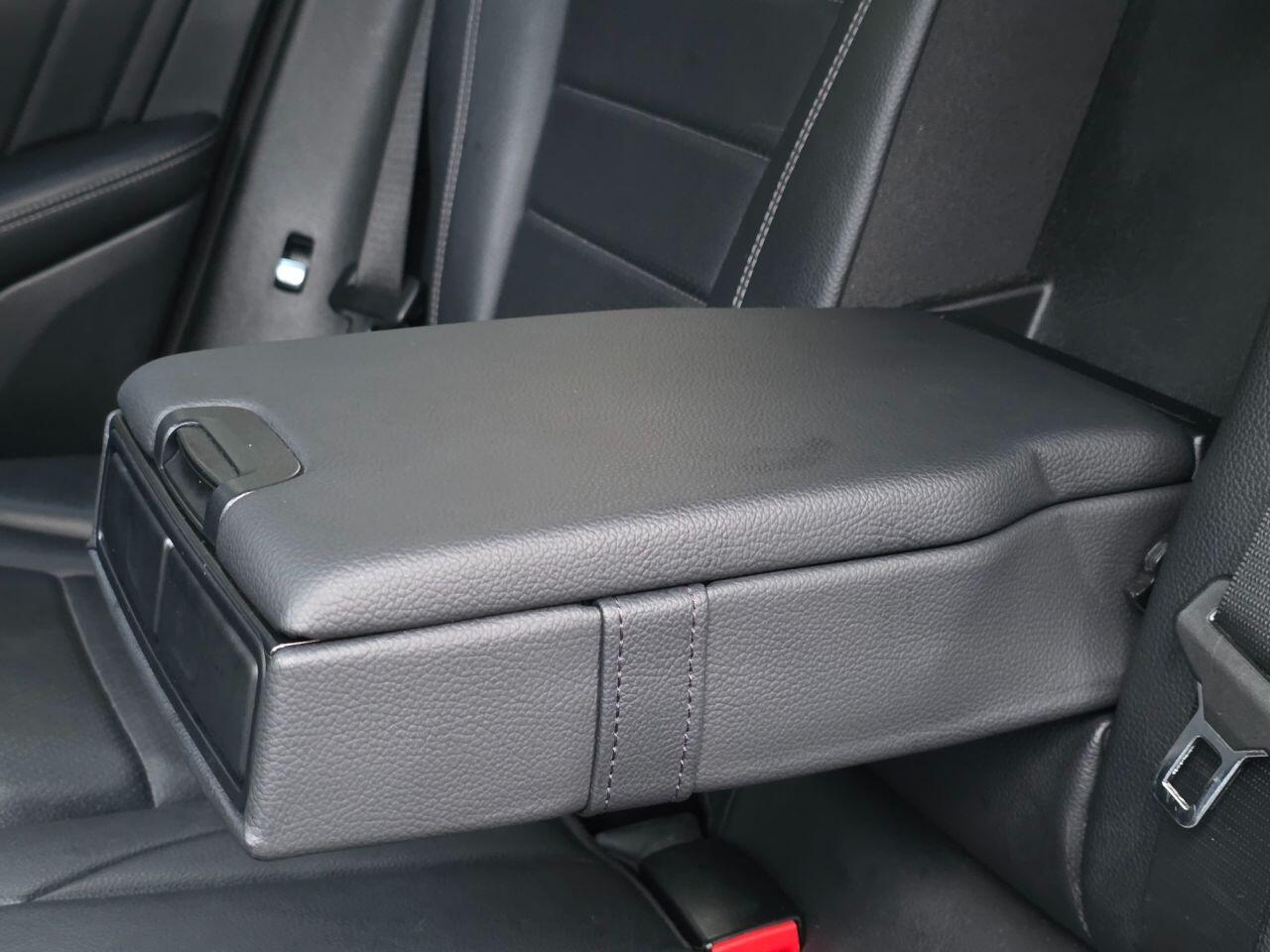 Mercedes-Benz GLC view 47
