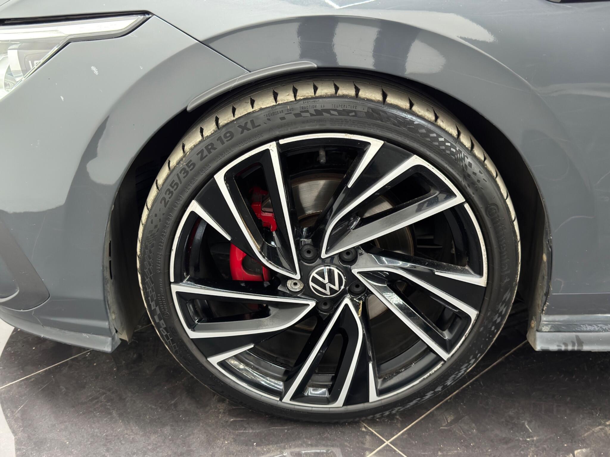 Volkswagen Golf view 59