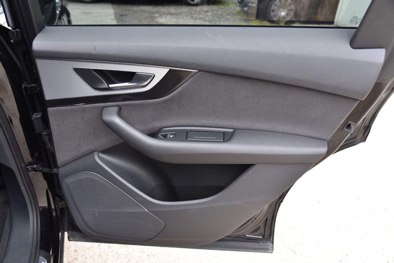 Audi Q7 view 62