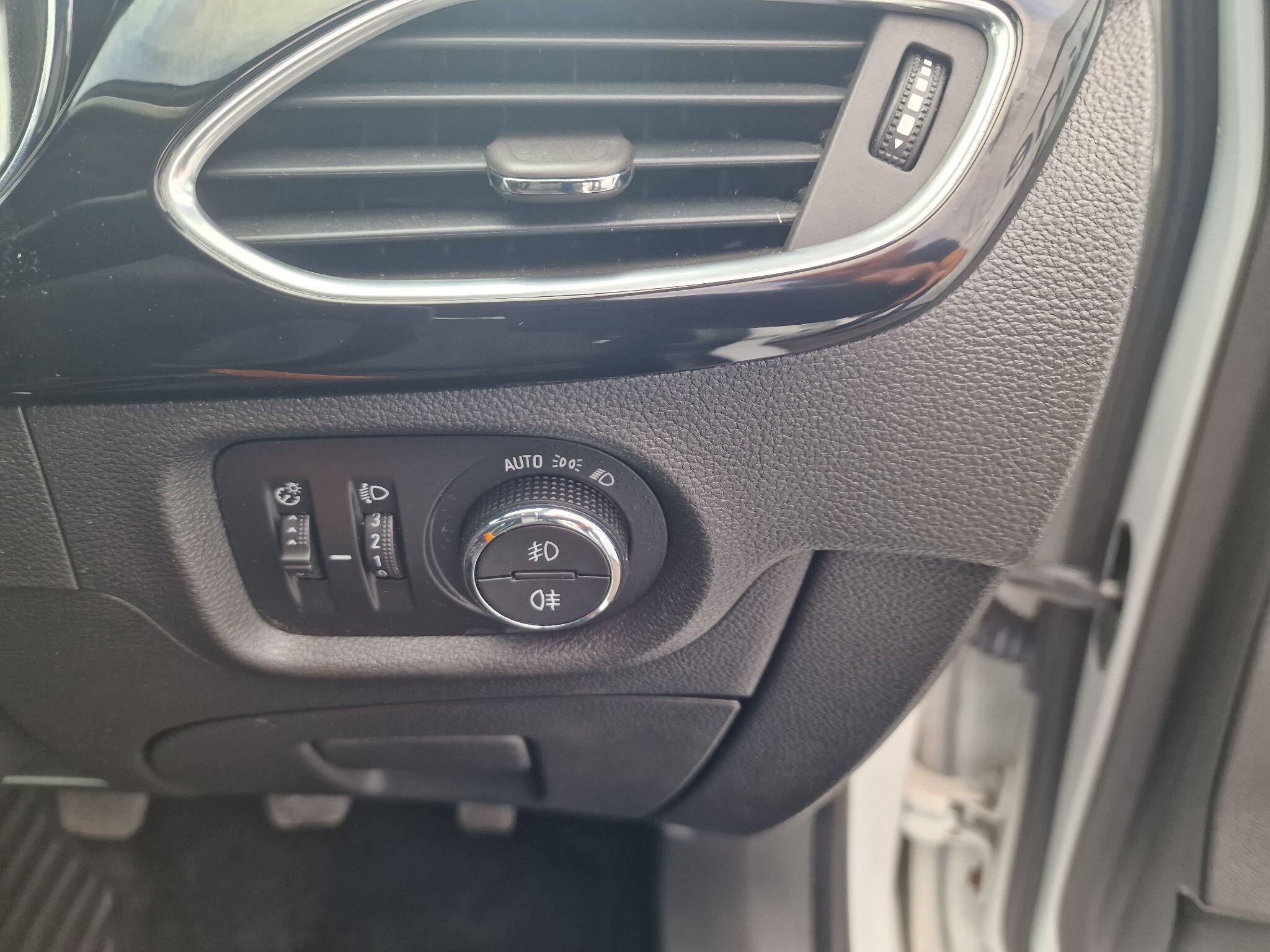 Vauxhall Astra view 41