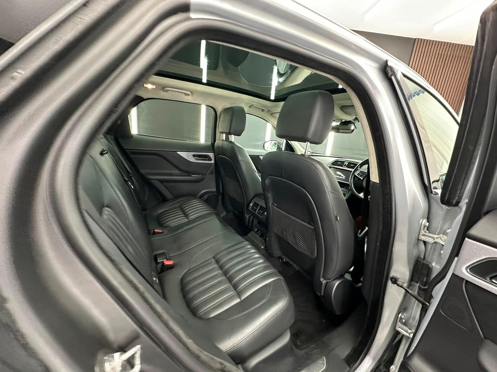 Jaguar F-Pace view 24