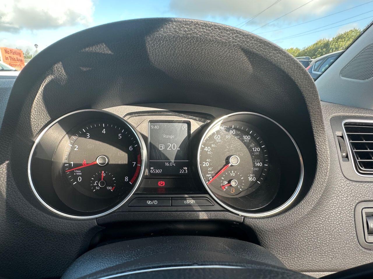 Volkswagen Polo view 43