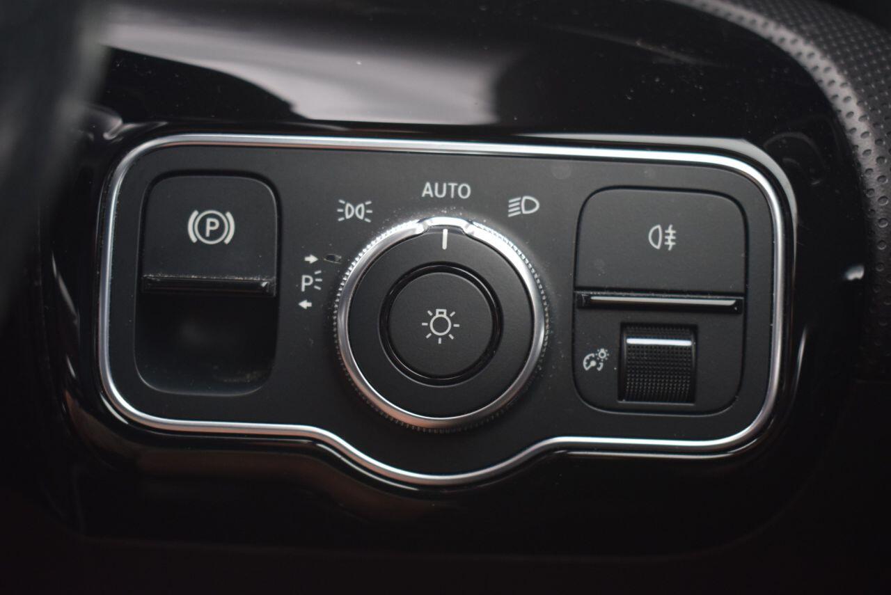 Mercedes-Benz A Class view 27