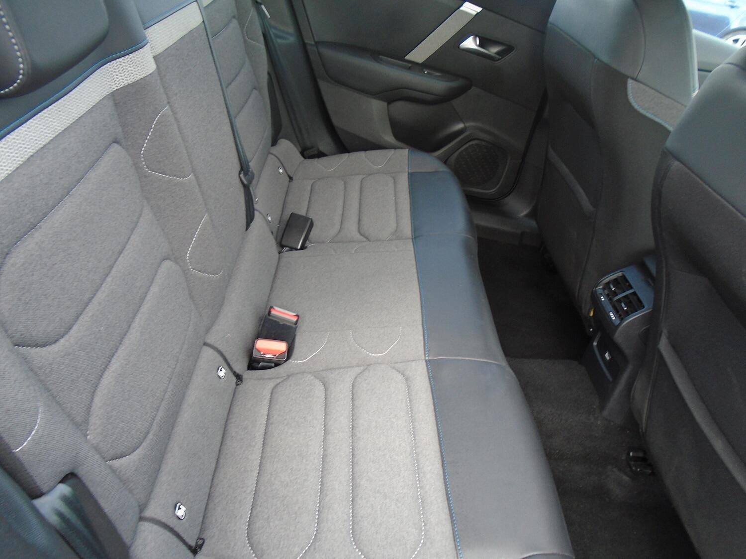 Citroen C4 view 8