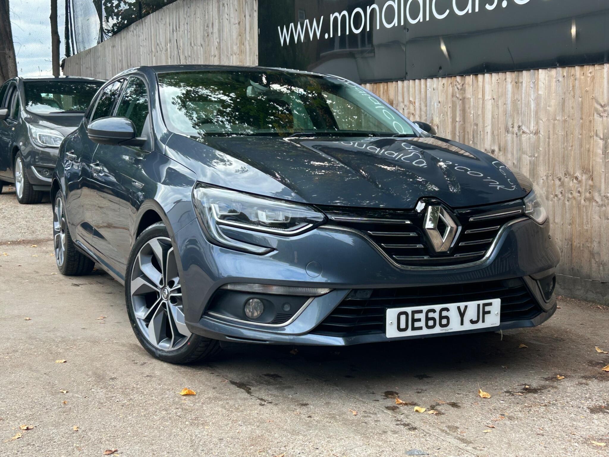 Renault Megane view 12