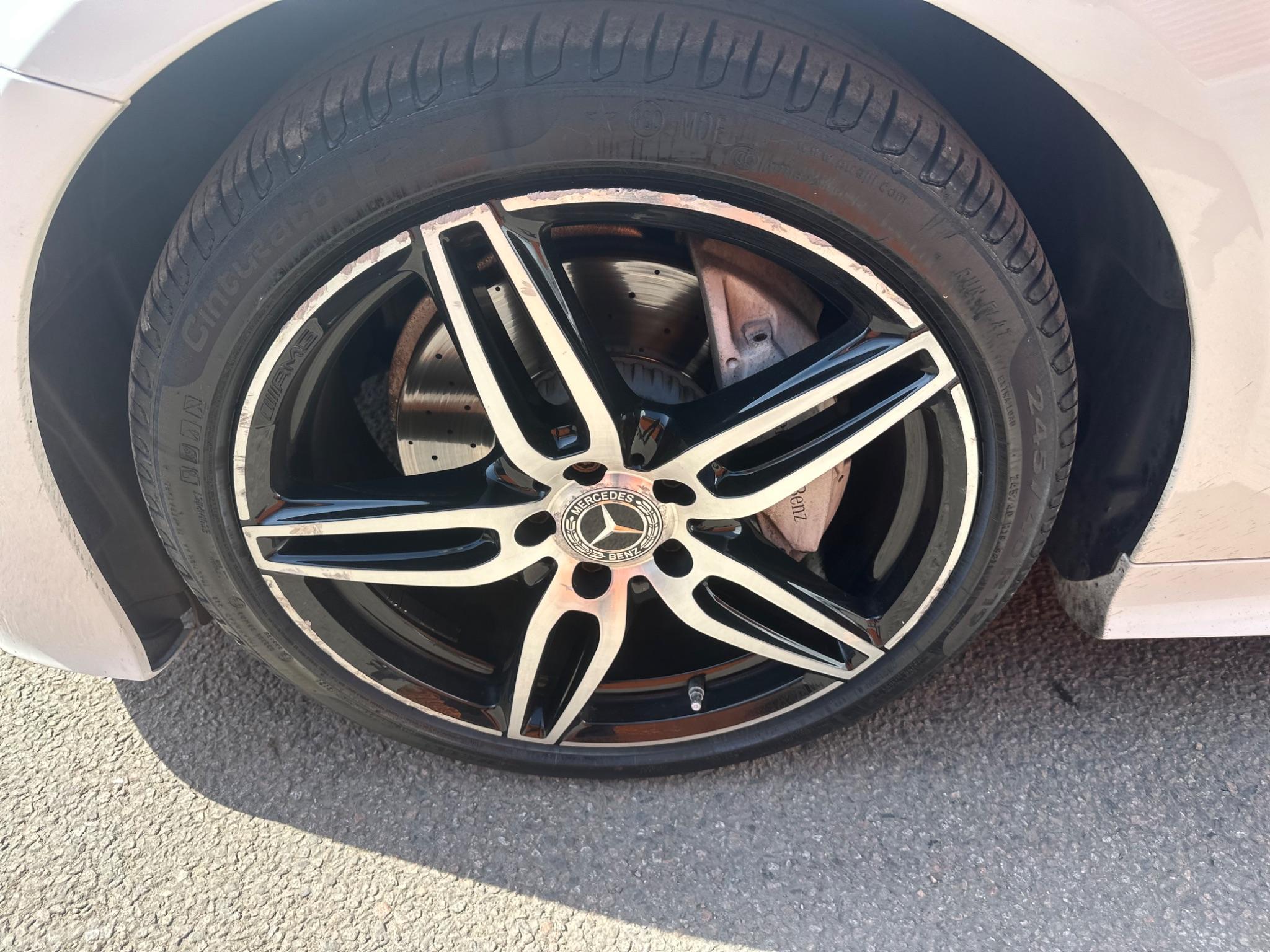 Mercedes-Benz E Class view 12
