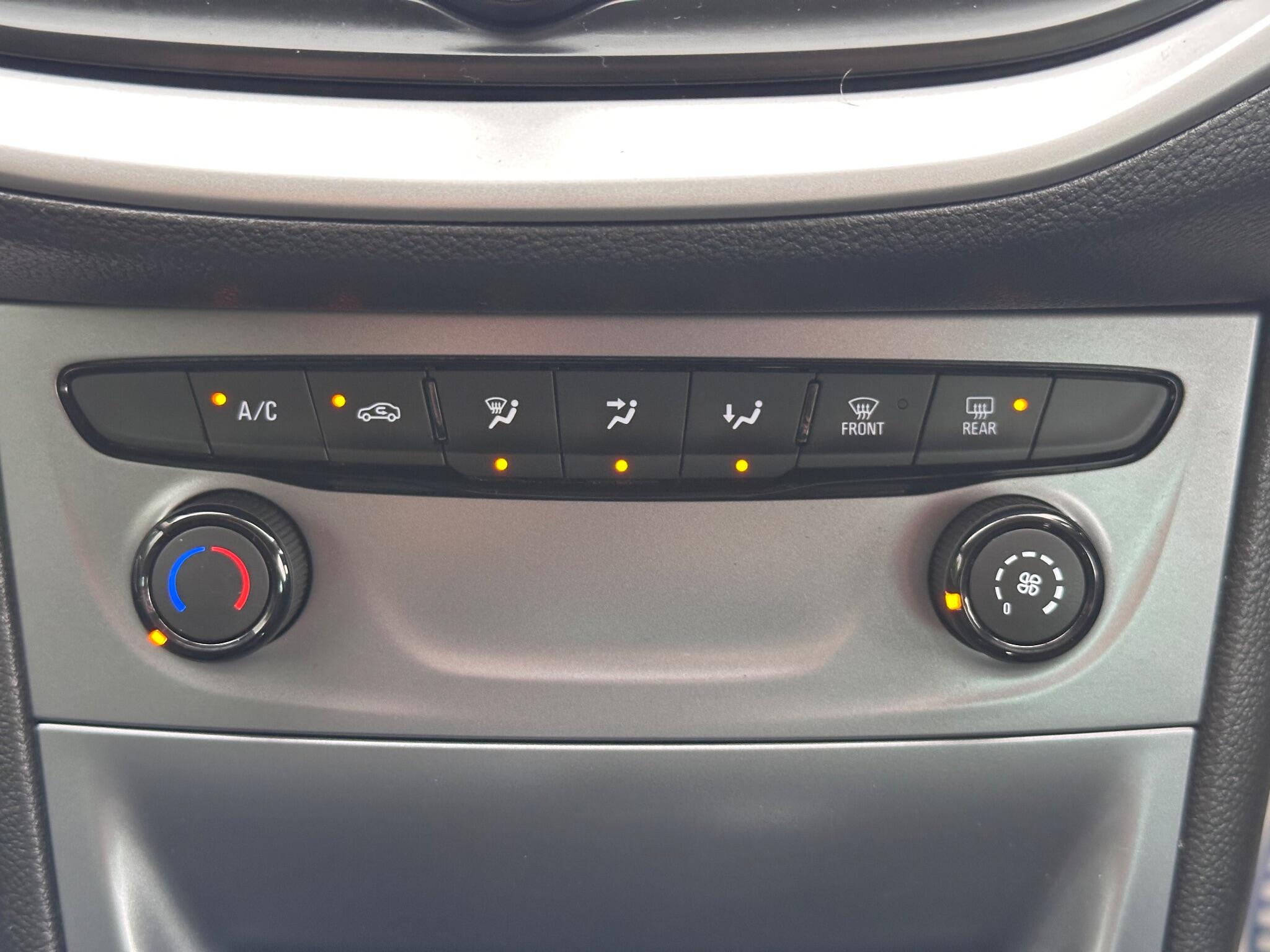 Vauxhall Corsa view 40