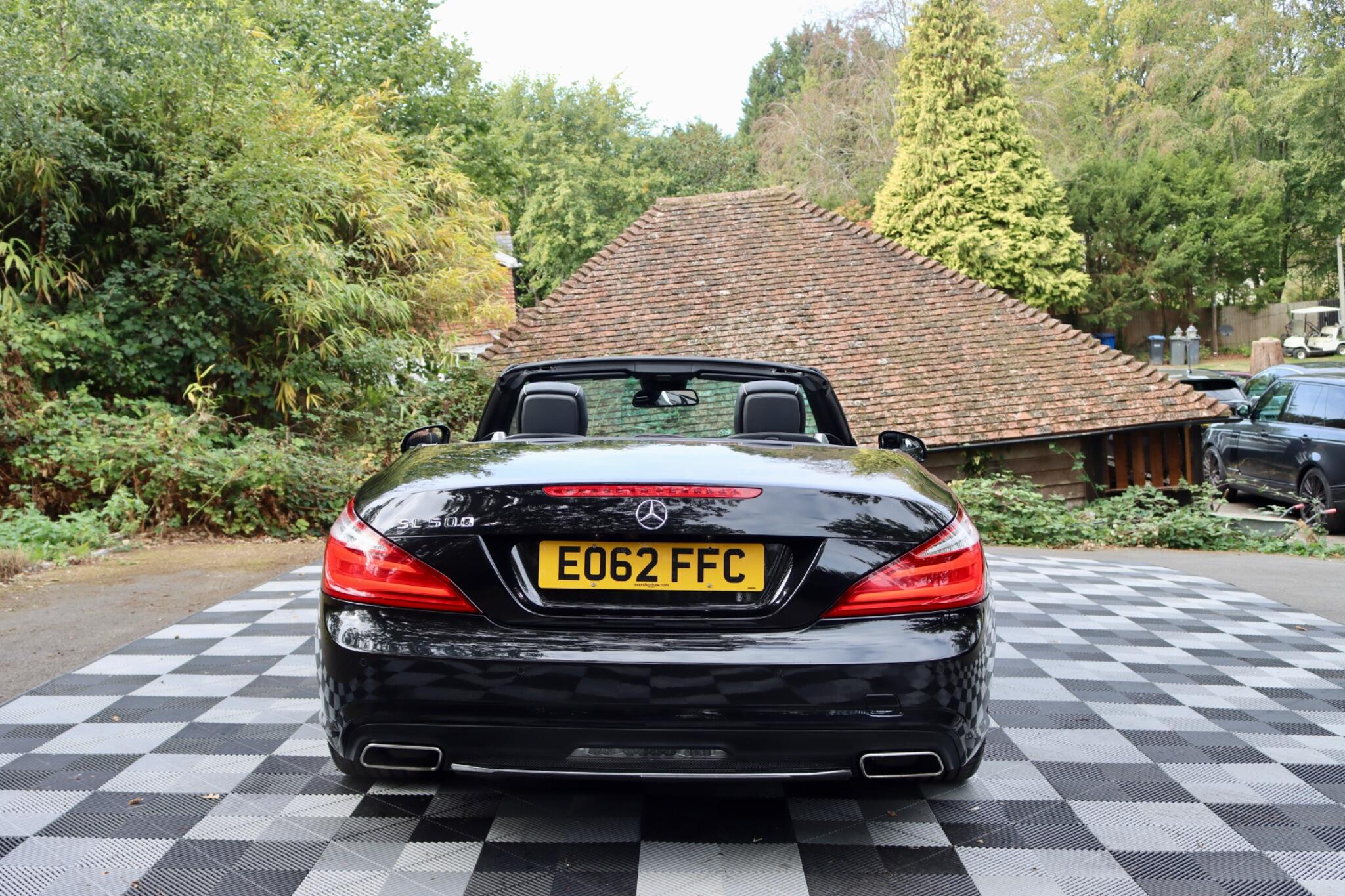 Mercedes-Benz SL view 45
