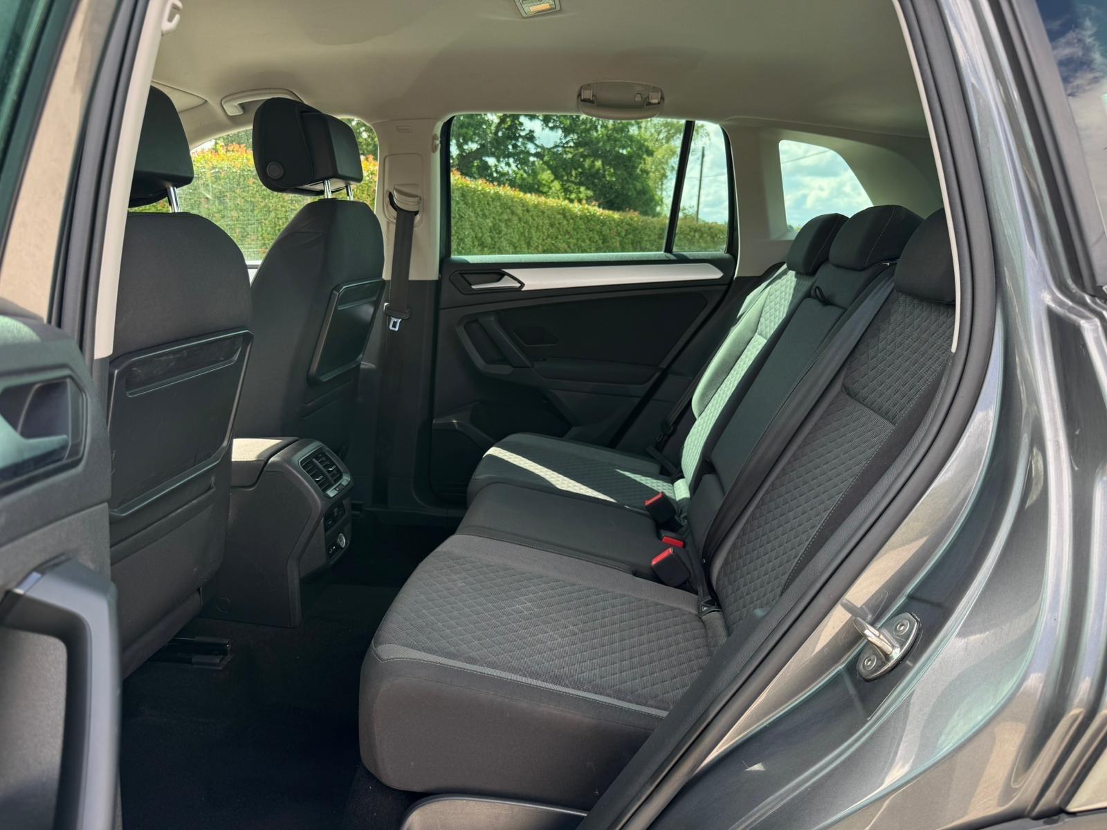 2018 Volkswagen Tiguan 2.0 TDI SE Navigation Euro 6 (s/s) 5dr • 122,000 miles image 22