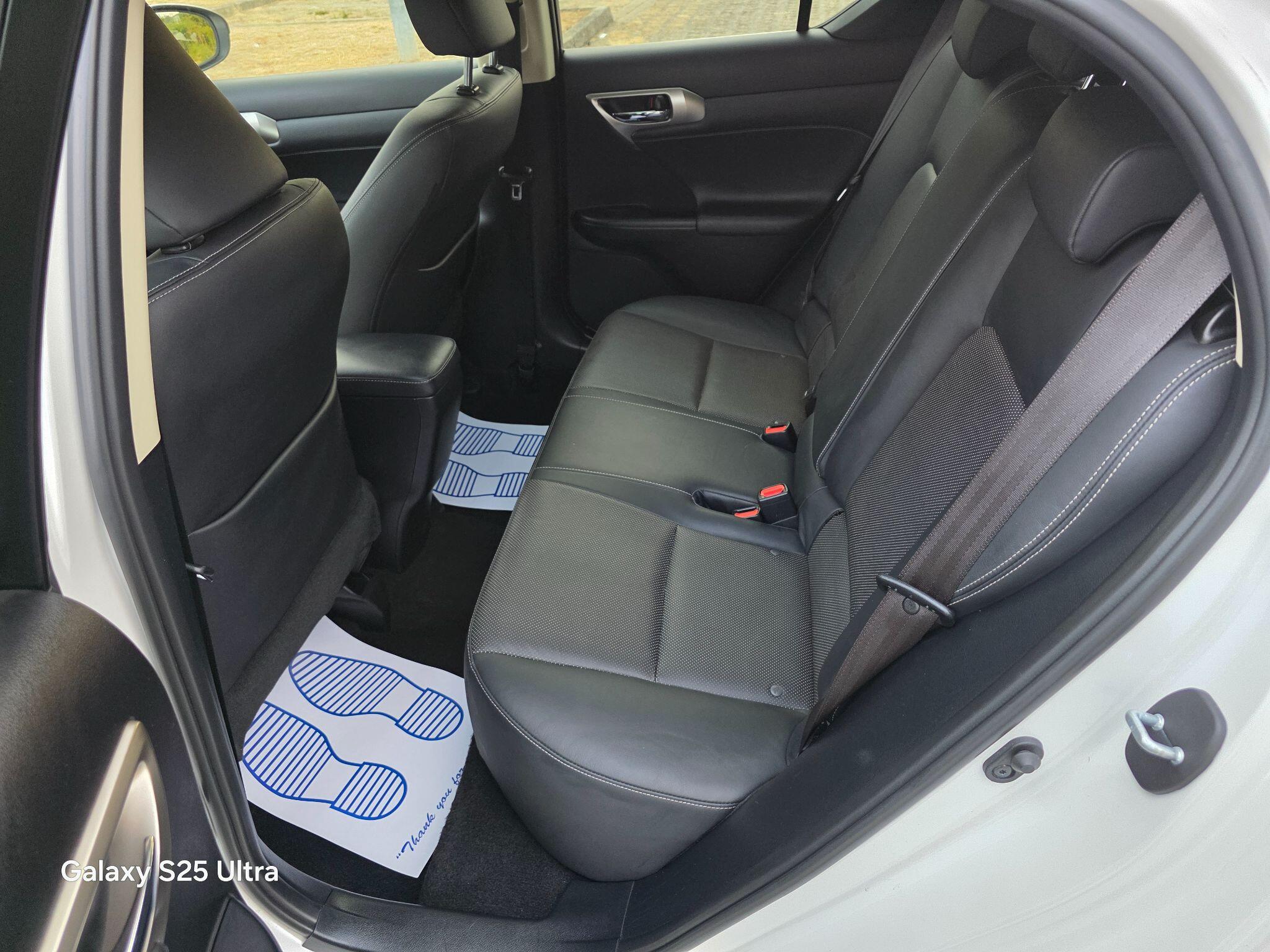 Lexus CT view 33