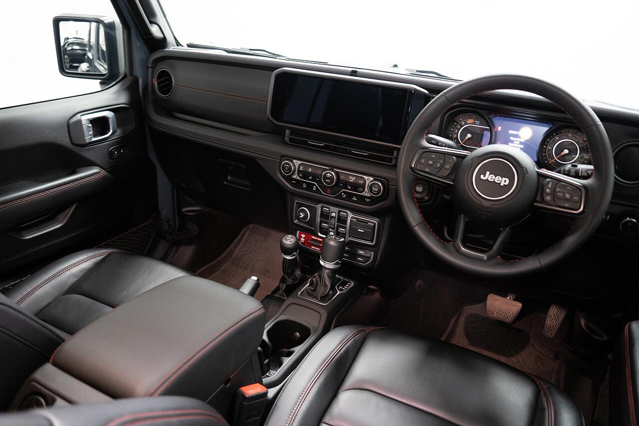 Jeep Wrangler view 6