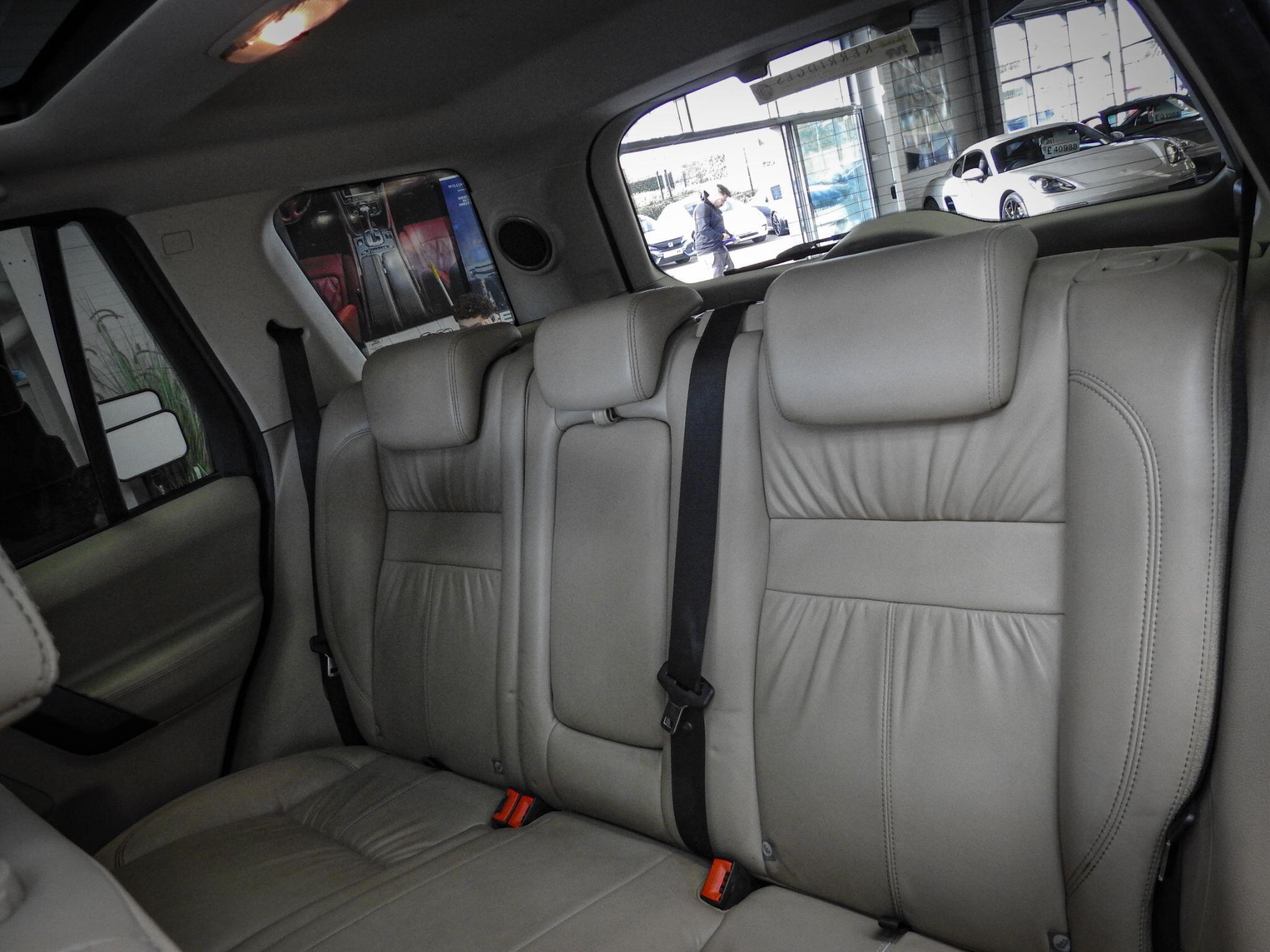 Land Rover Freelander view 39