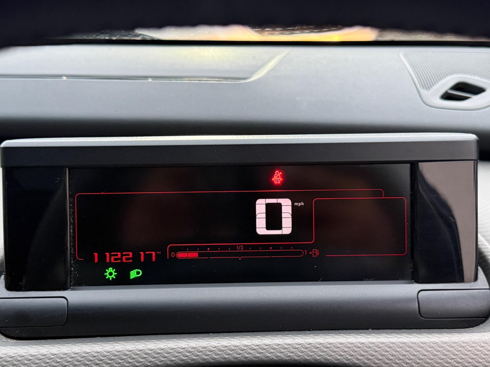 Citroen C4 Cactus - Image 44