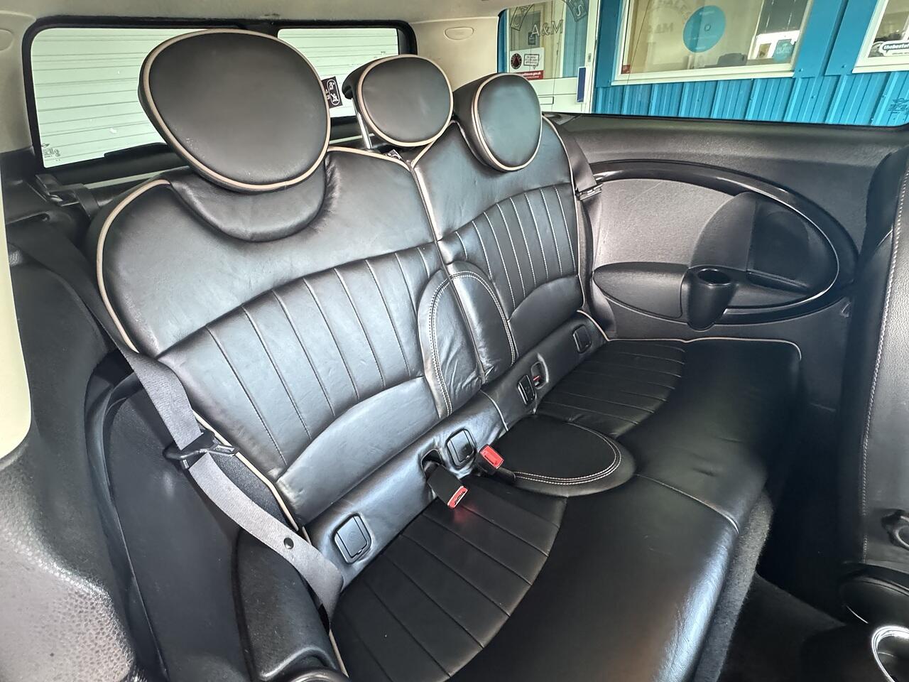 Mini Clubman view 13
