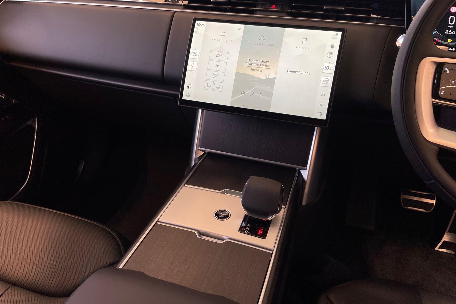 Land Rover Range Rover view 12