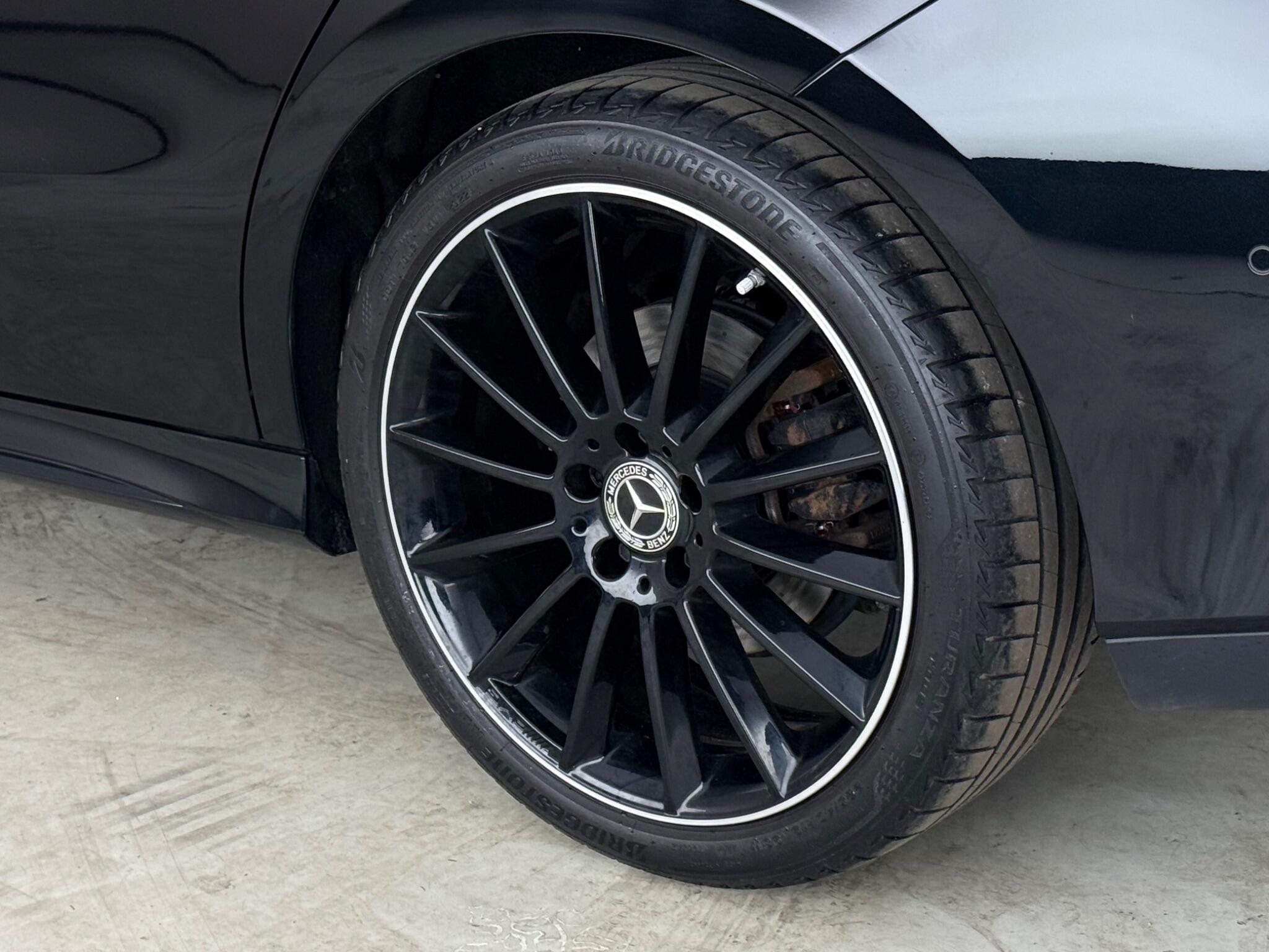 Mercedes-Benz Cla view 9