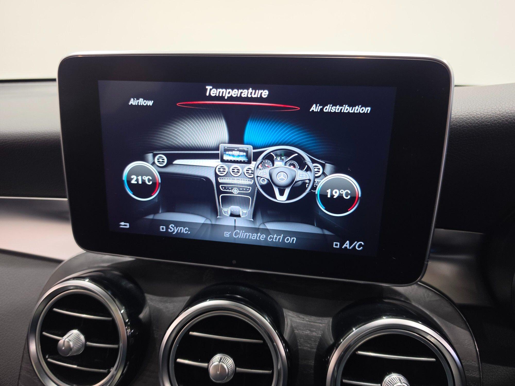 Mercedes-Benz GLC view 98