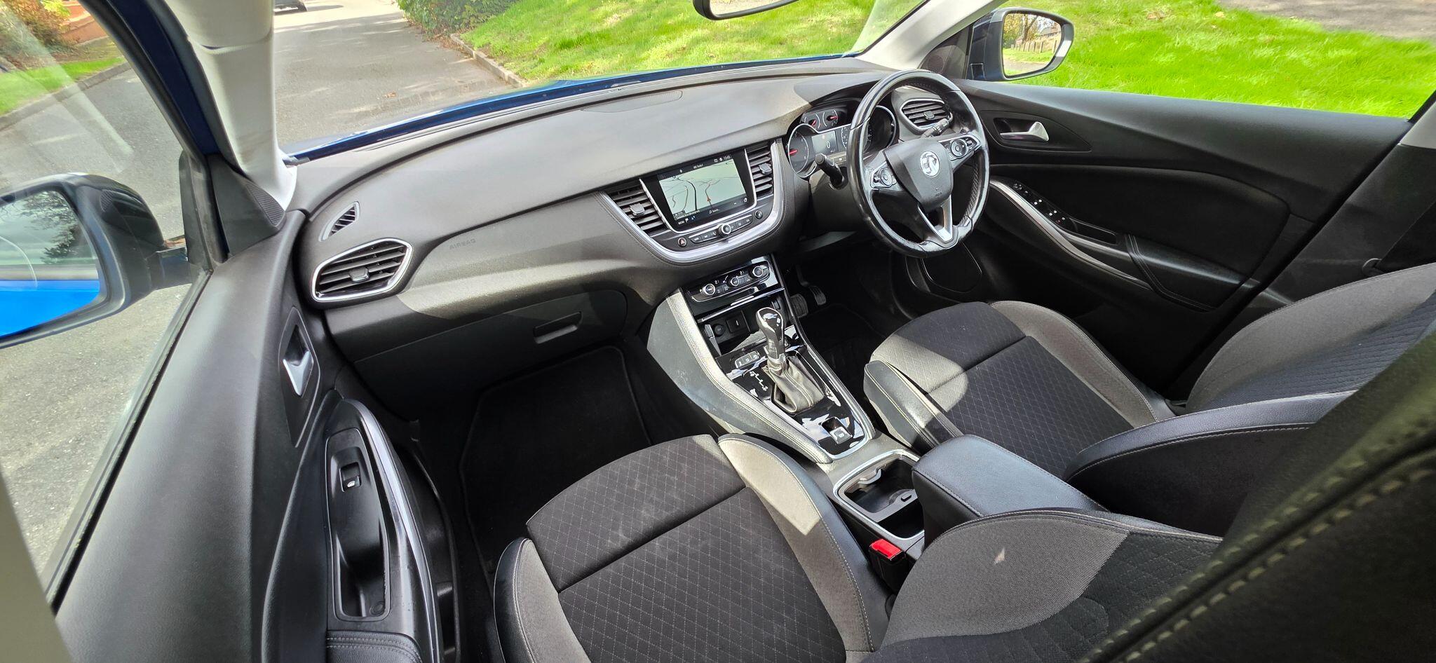 Vauxhall Grandland X view 6