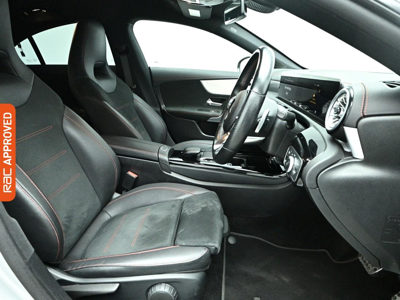 Mercedes-Benz Cla view 11