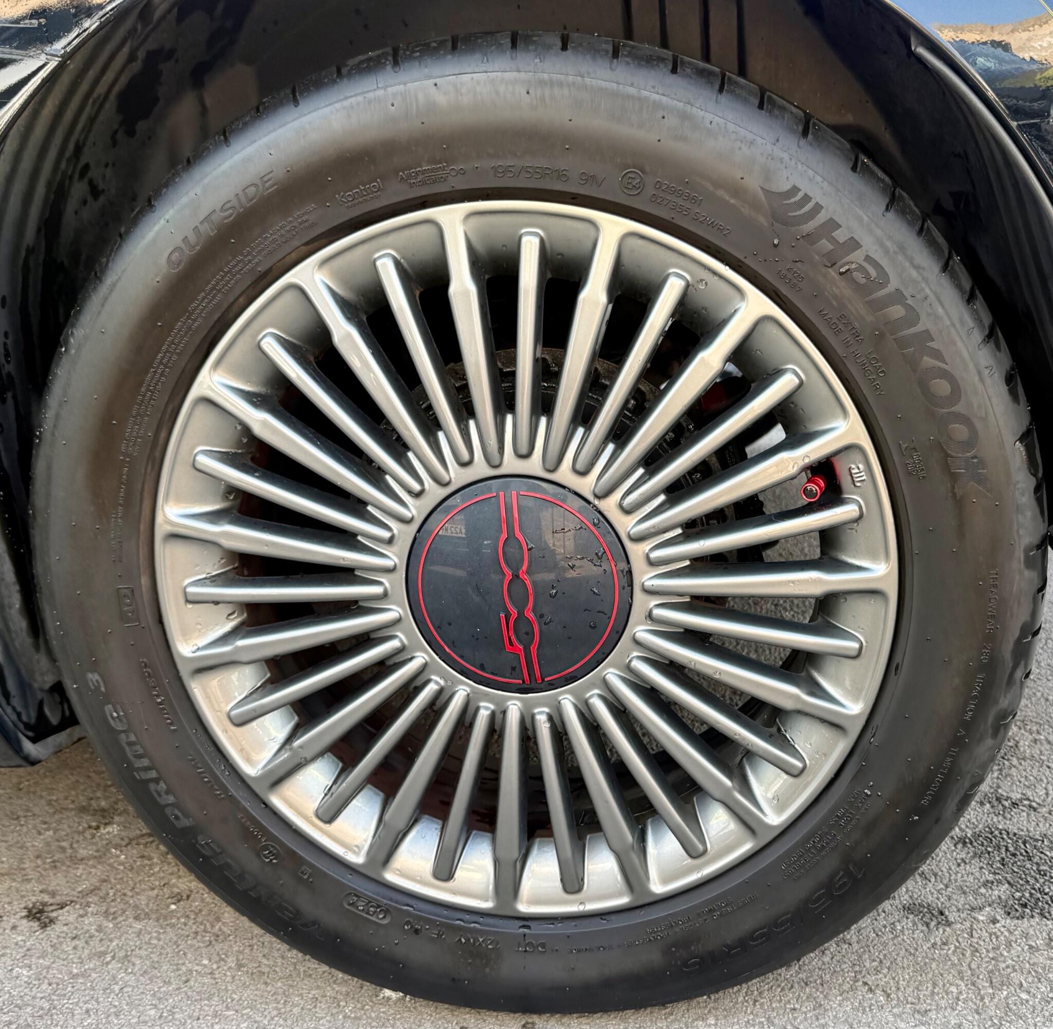 Fiat 500e view 17