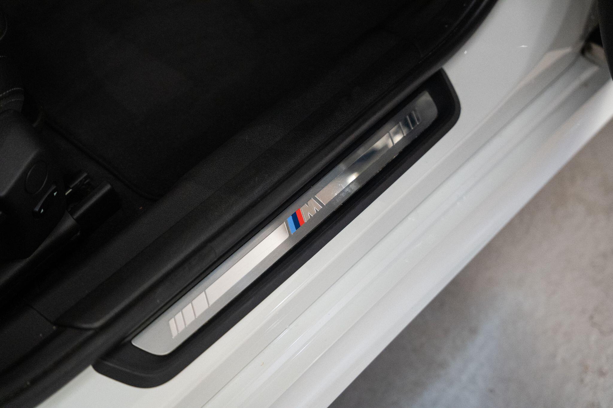 BMW 3 Series view 49