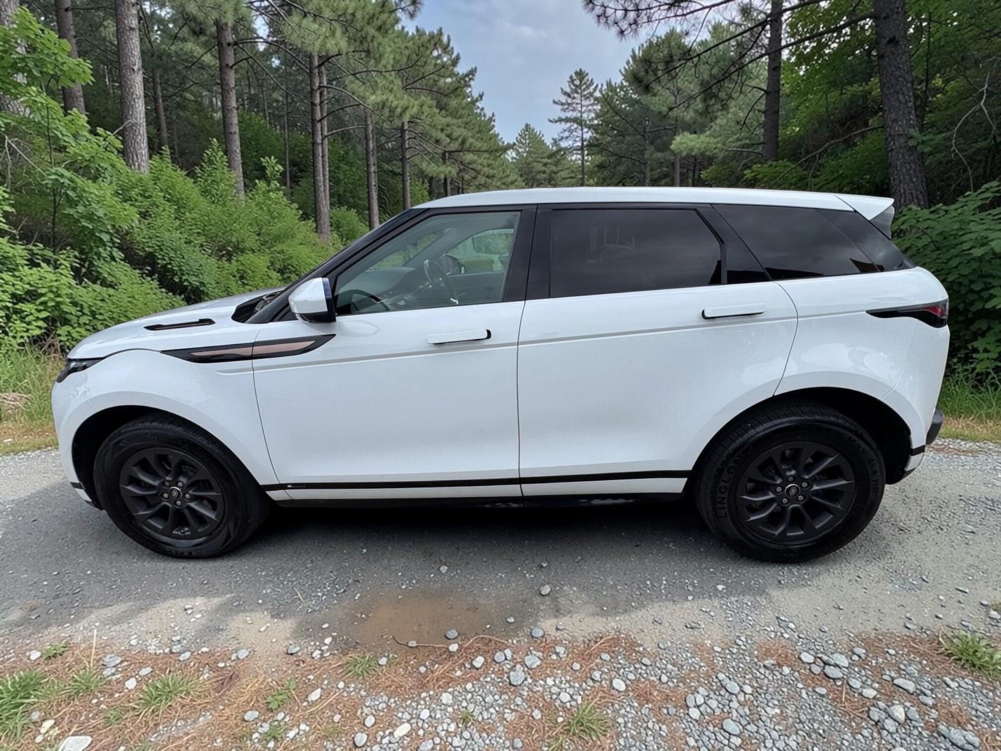Land Rover Range Rover Evoque view 7