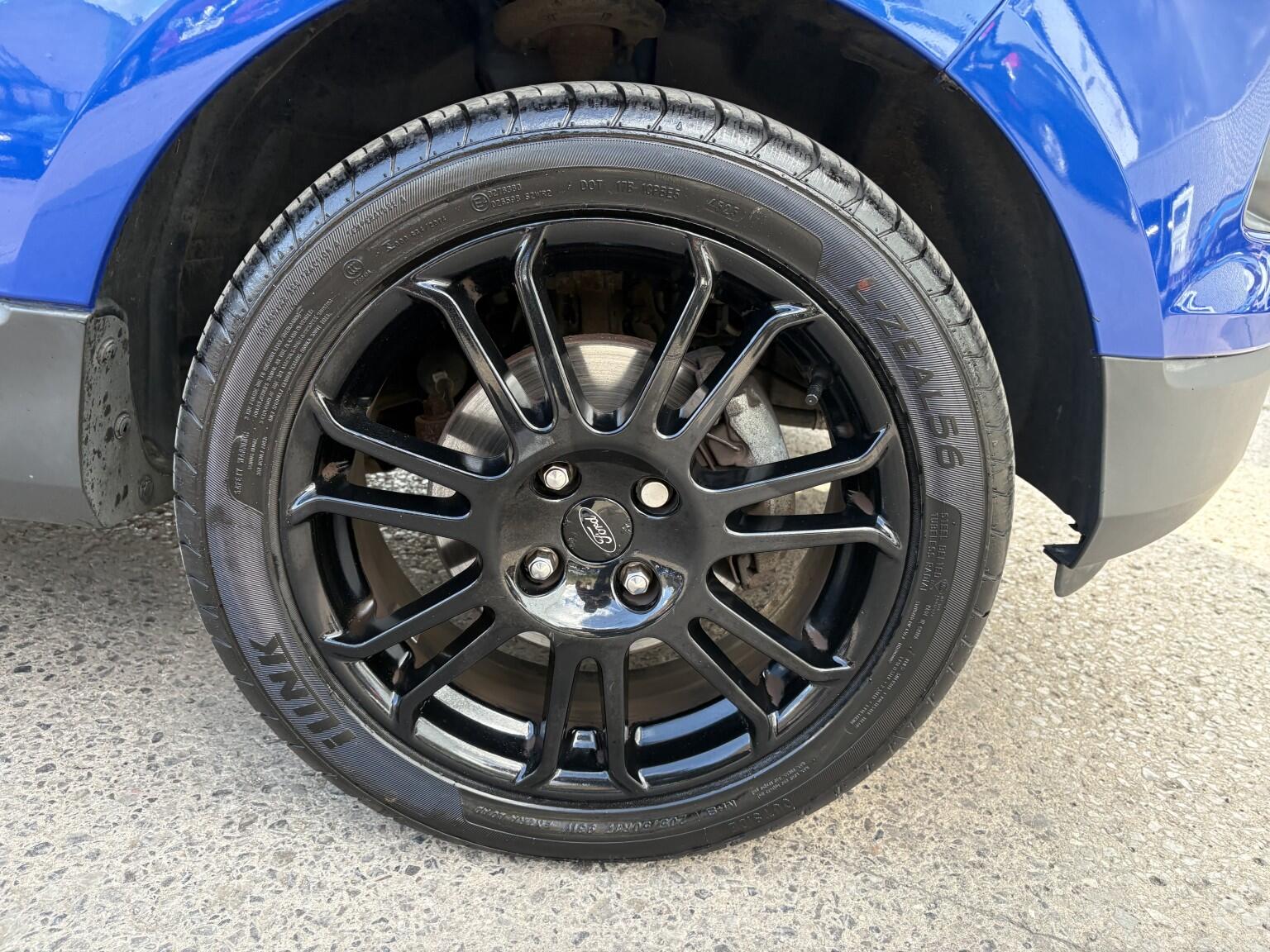 Ford Ecosport view 31