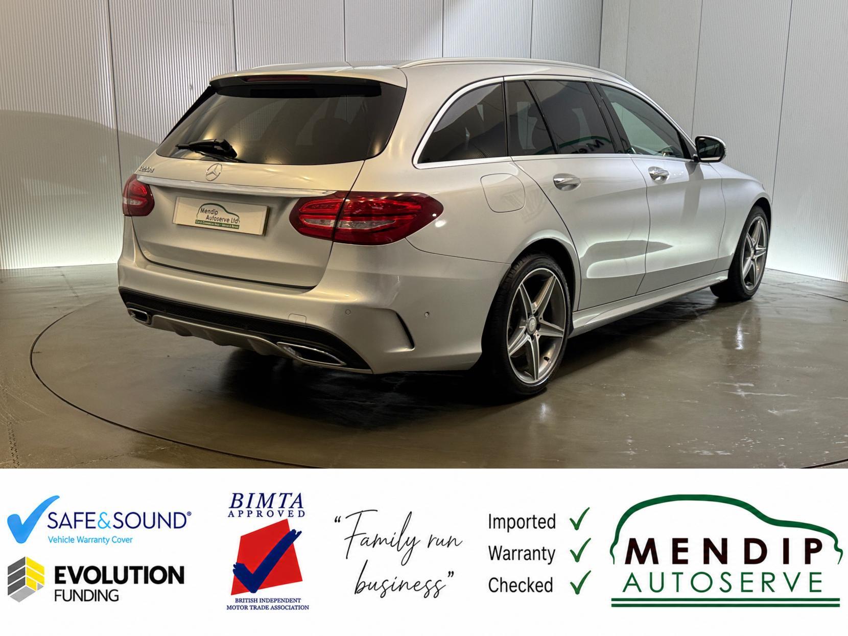 Mercedes-Benz C-Class view 26