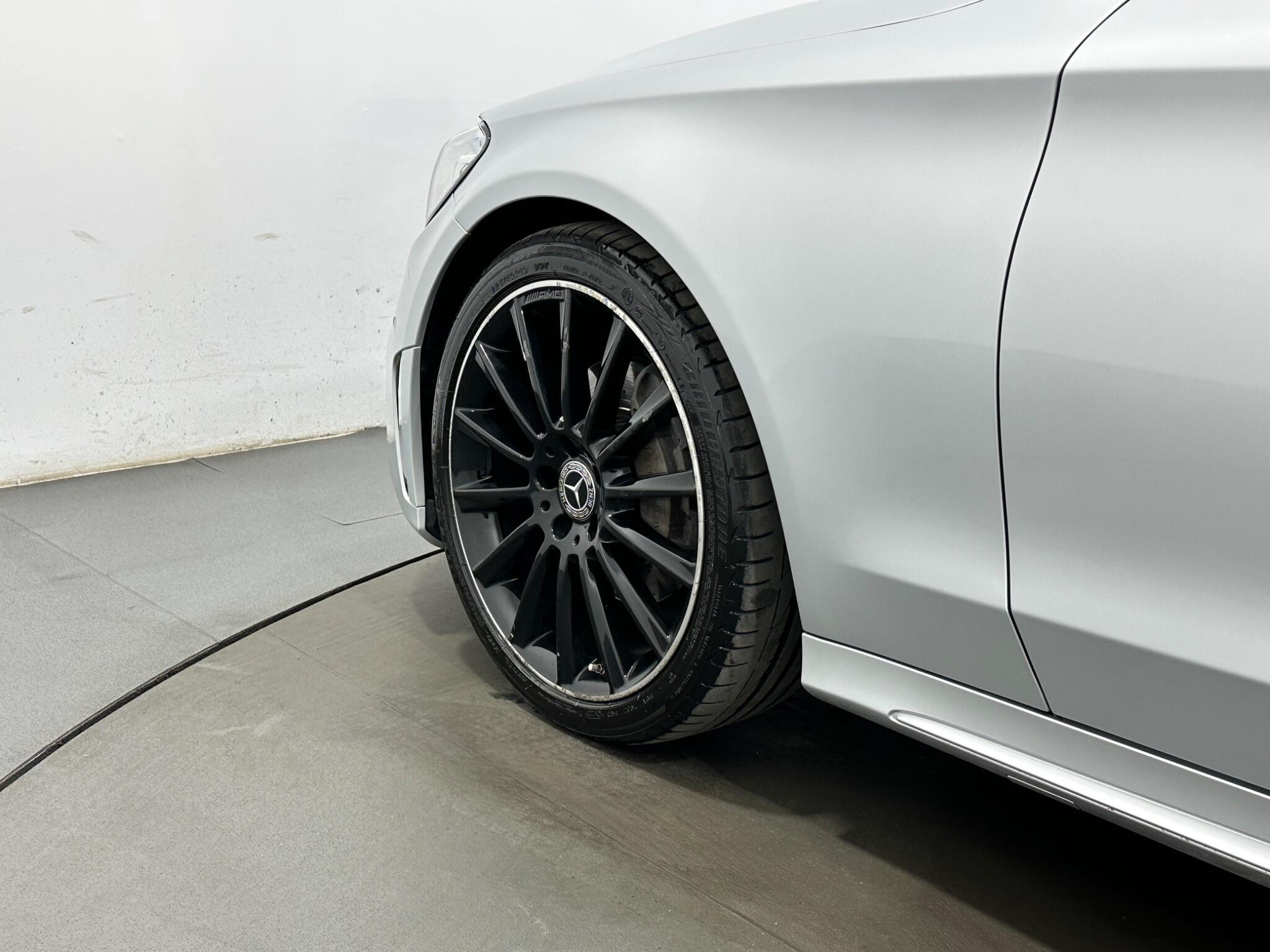 Mercedes-Benz C-Class view 52