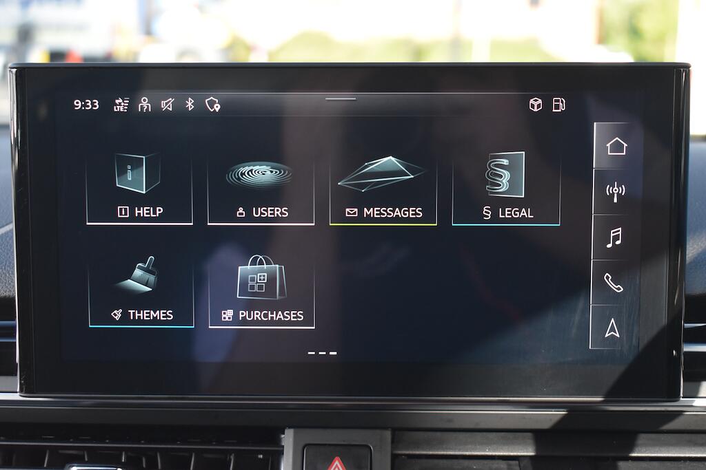 Audi A4 view 61