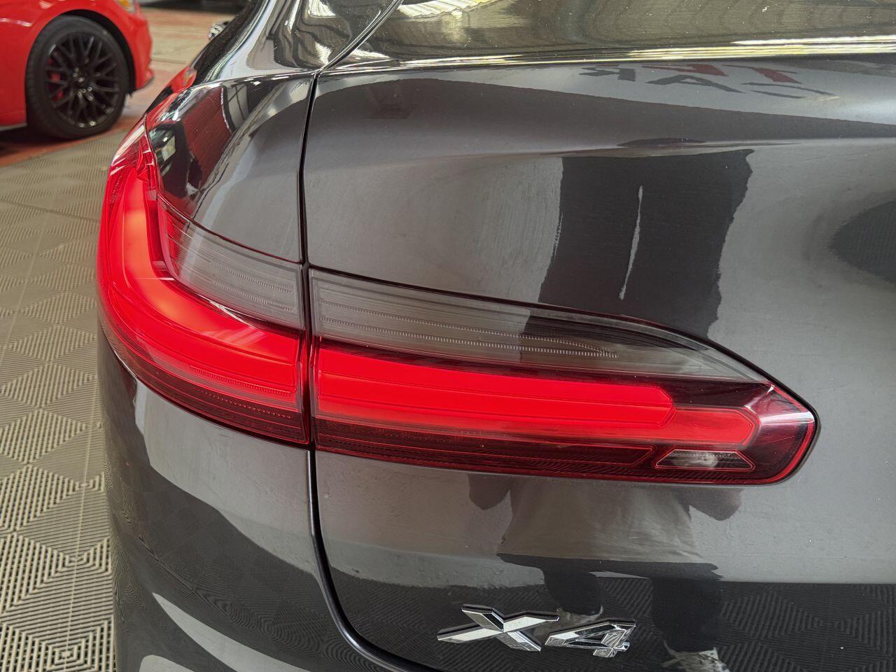 BMW X4 view 28