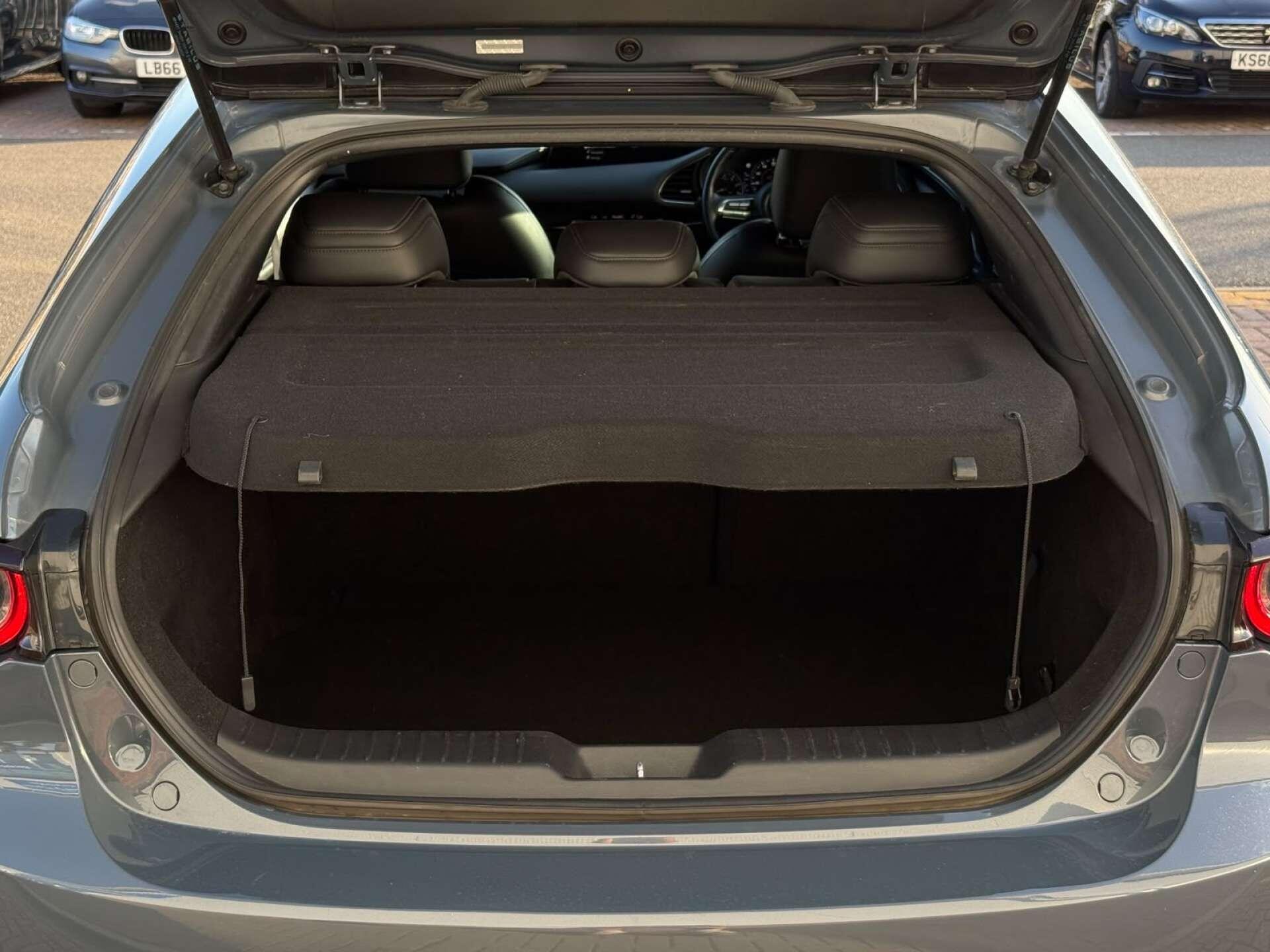 Mazda Skyactiv-G view 33