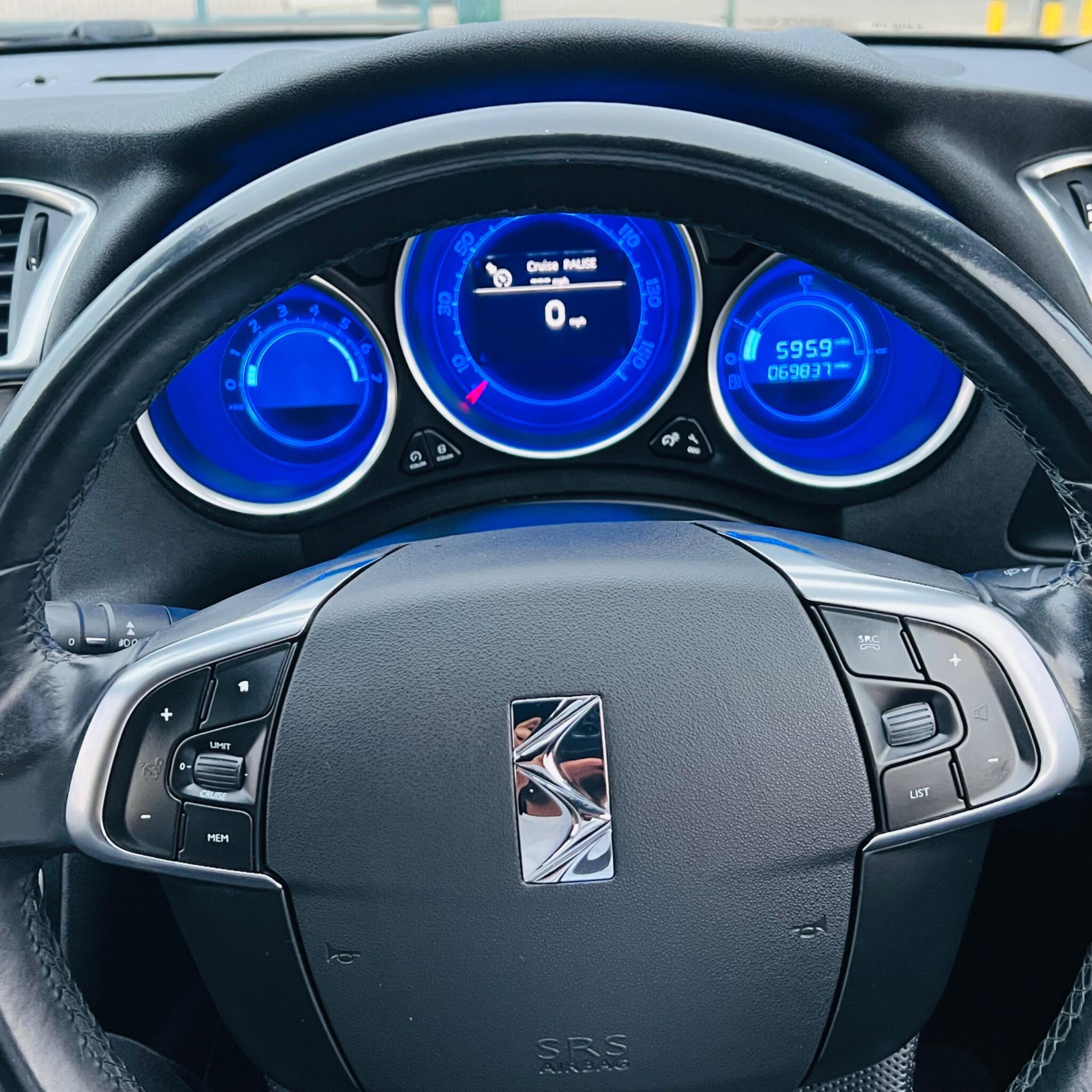 DS Automobiles DS 4 Crossback view 20