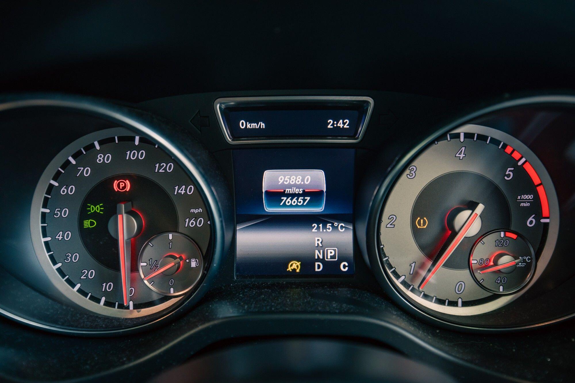 Mercedes-Benz Cla view 16