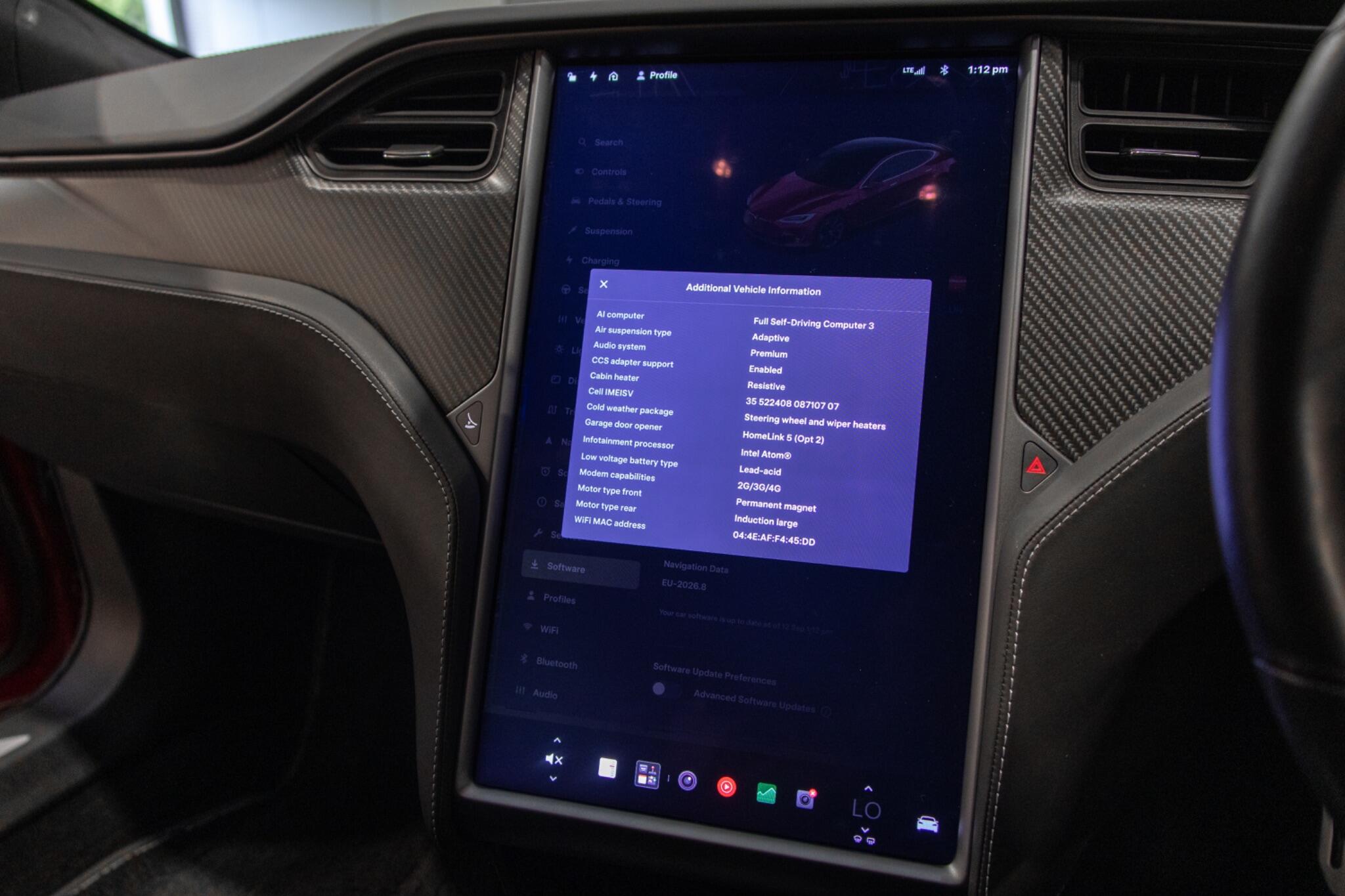 Tesla Model S view 25