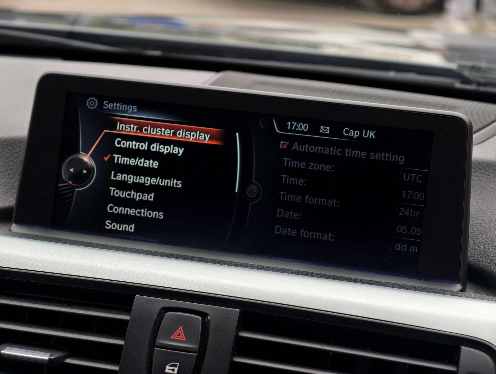 BMW 3 Series view 45