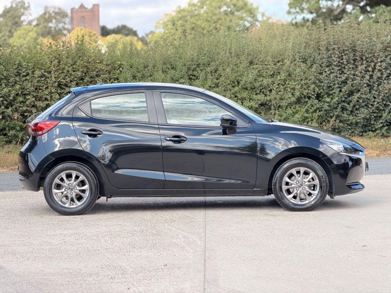 Mazda Skyactiv-G view 7