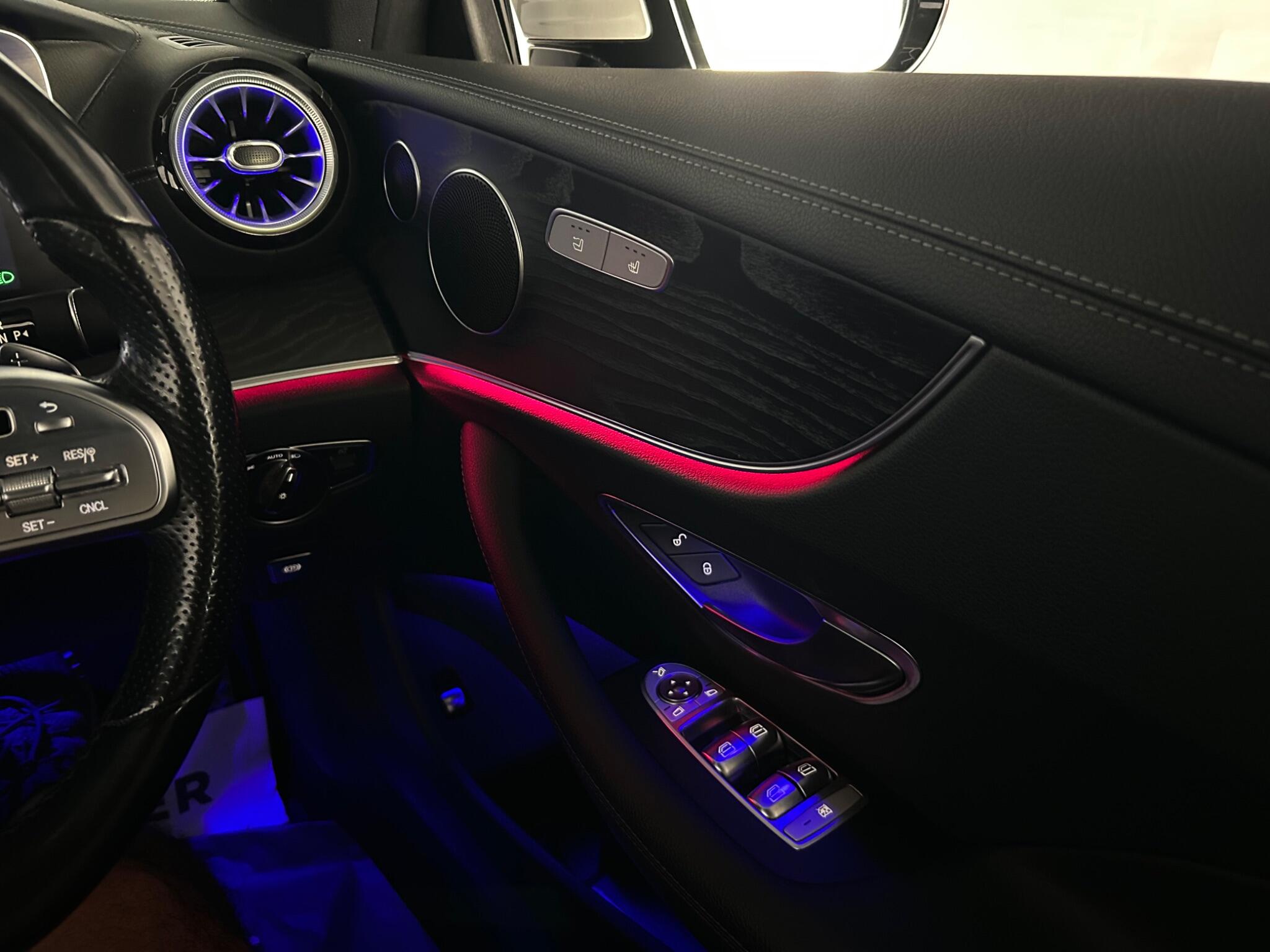 Mercedes-Benz E-Class view 28