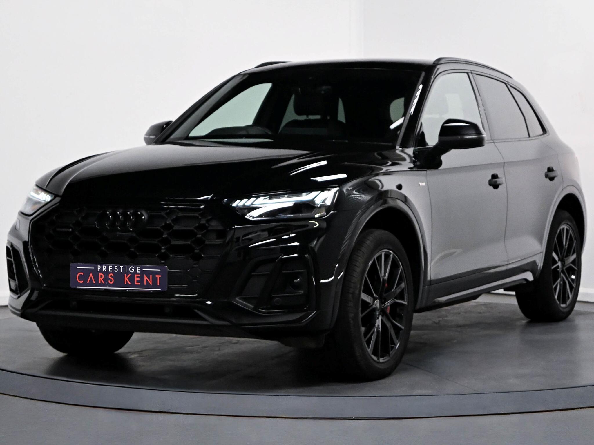Audi Q5 view 6