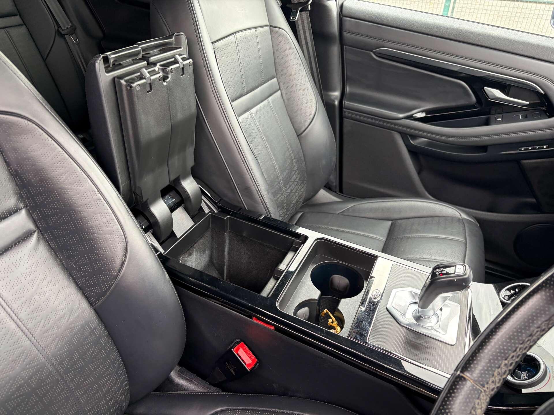 Land Rover Range Rover Evoque view 43