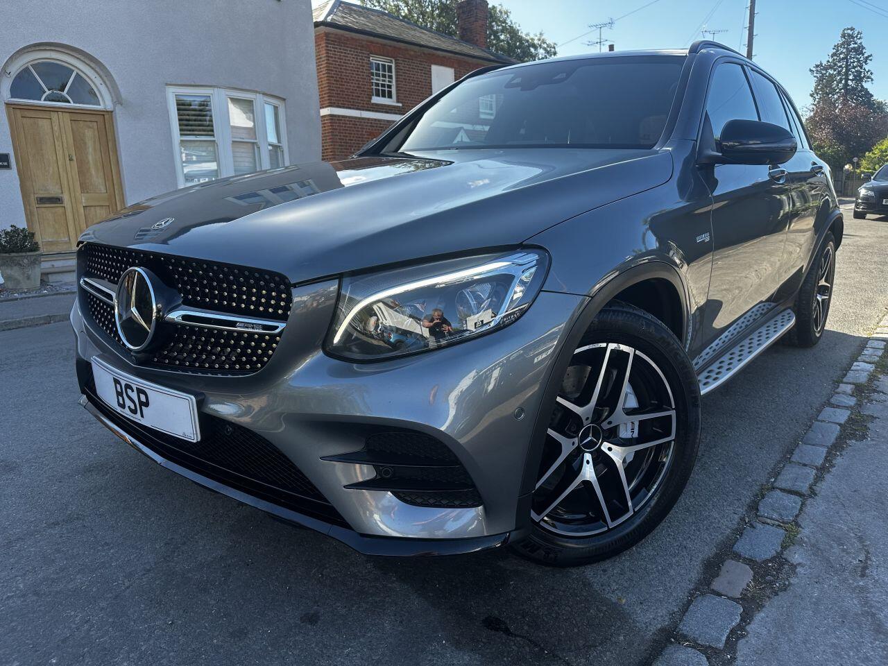 Mercedes-Benz GLC view 3