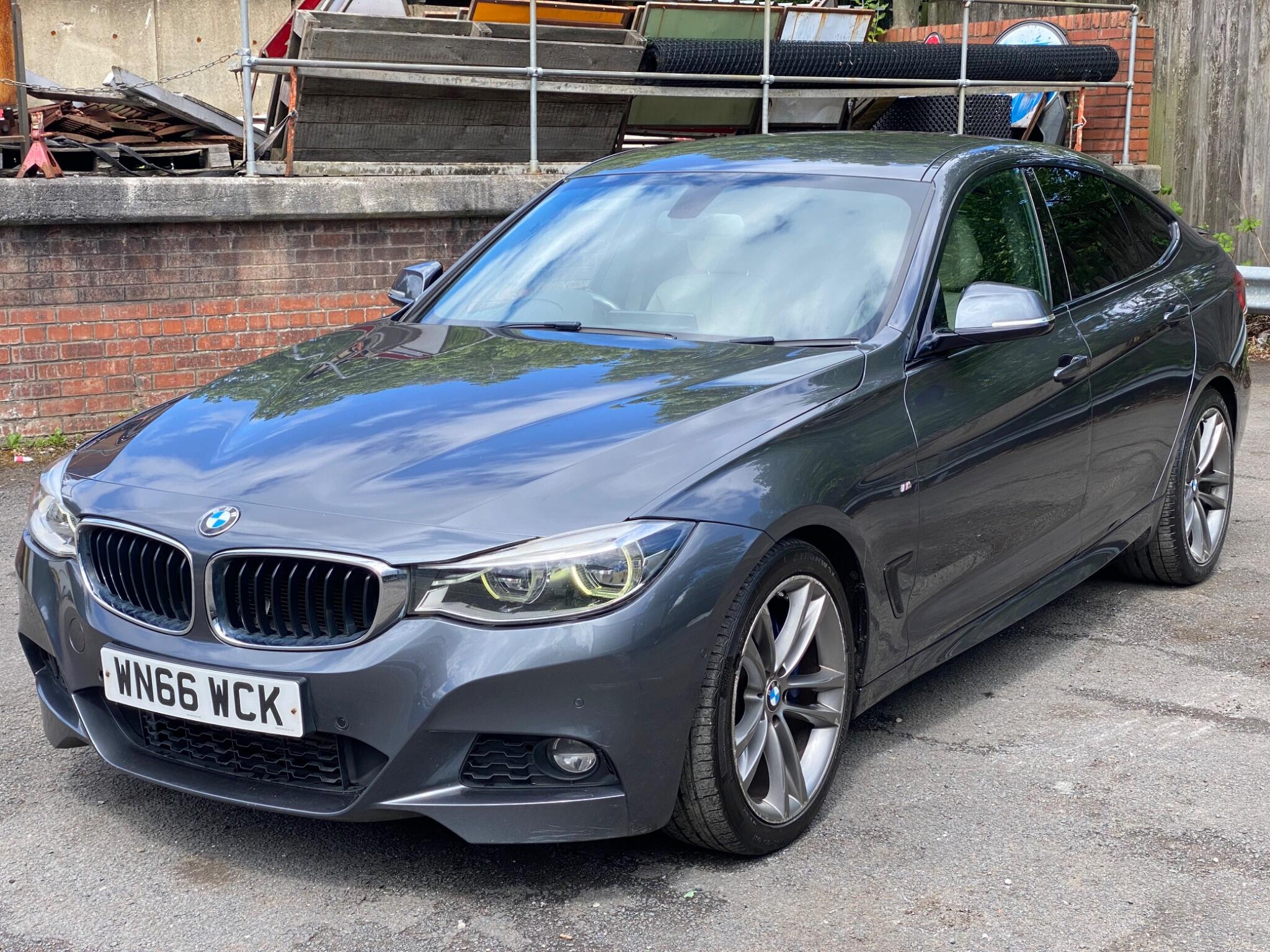 BMW 3 Series view 2