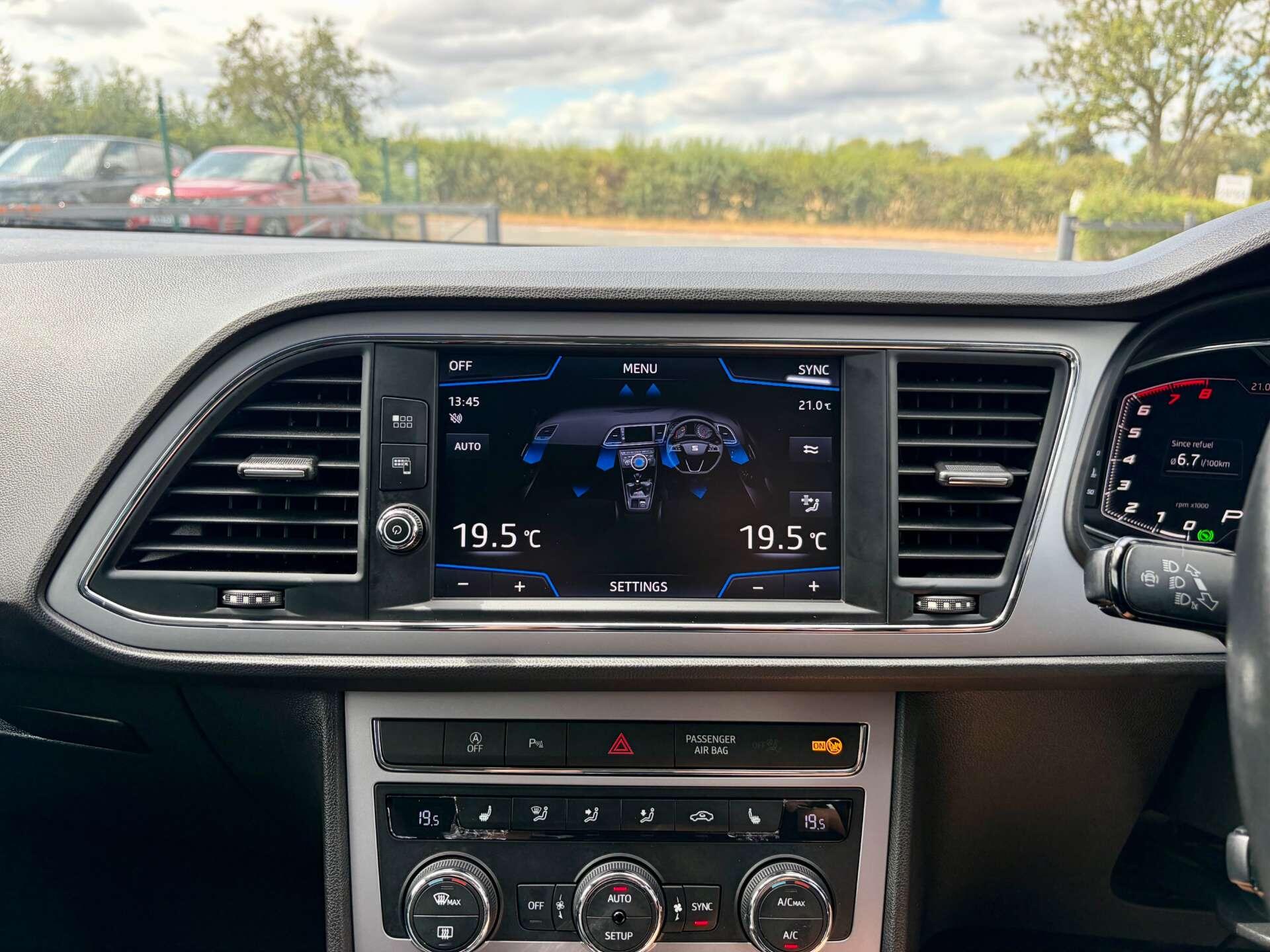 Seat Leon Leon view 54