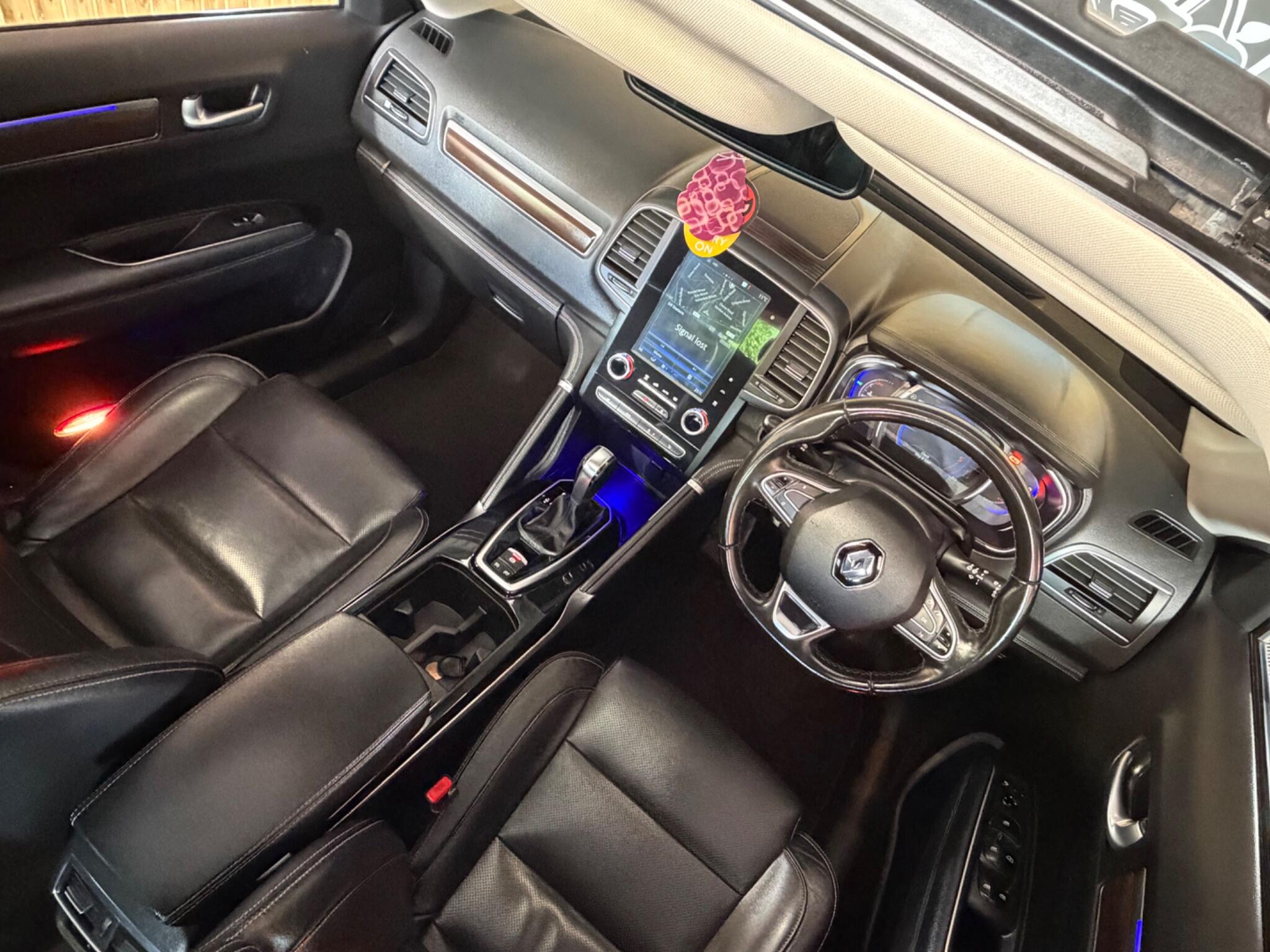 Renault Koleos view 17