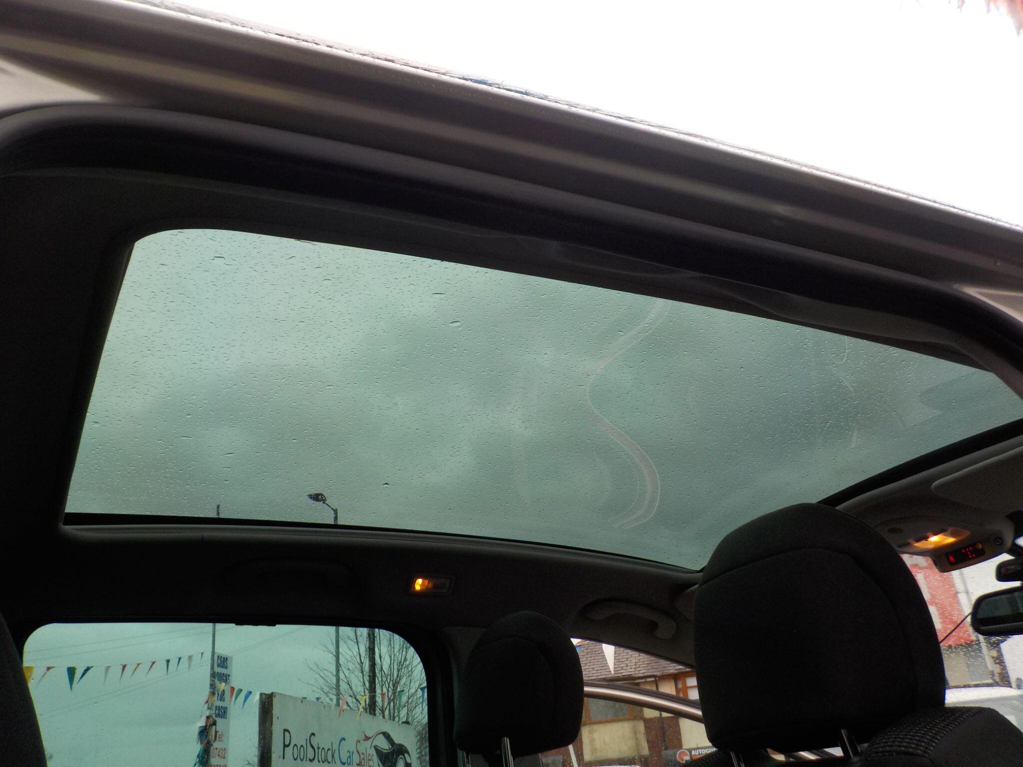 Peugeot 5008 1.6 HDi Allure Euro 5 5dr