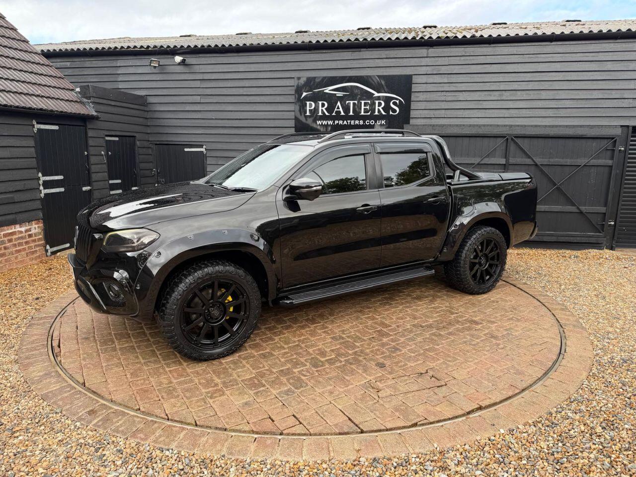 Mercedes-Benz X-Class view 2
