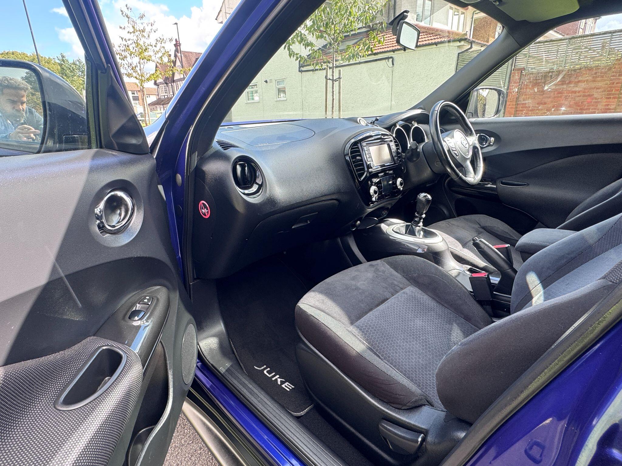 2015 Nissan Juke image 17