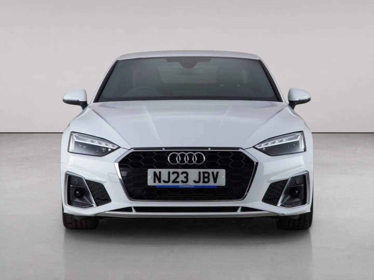 Audi A5 view 5