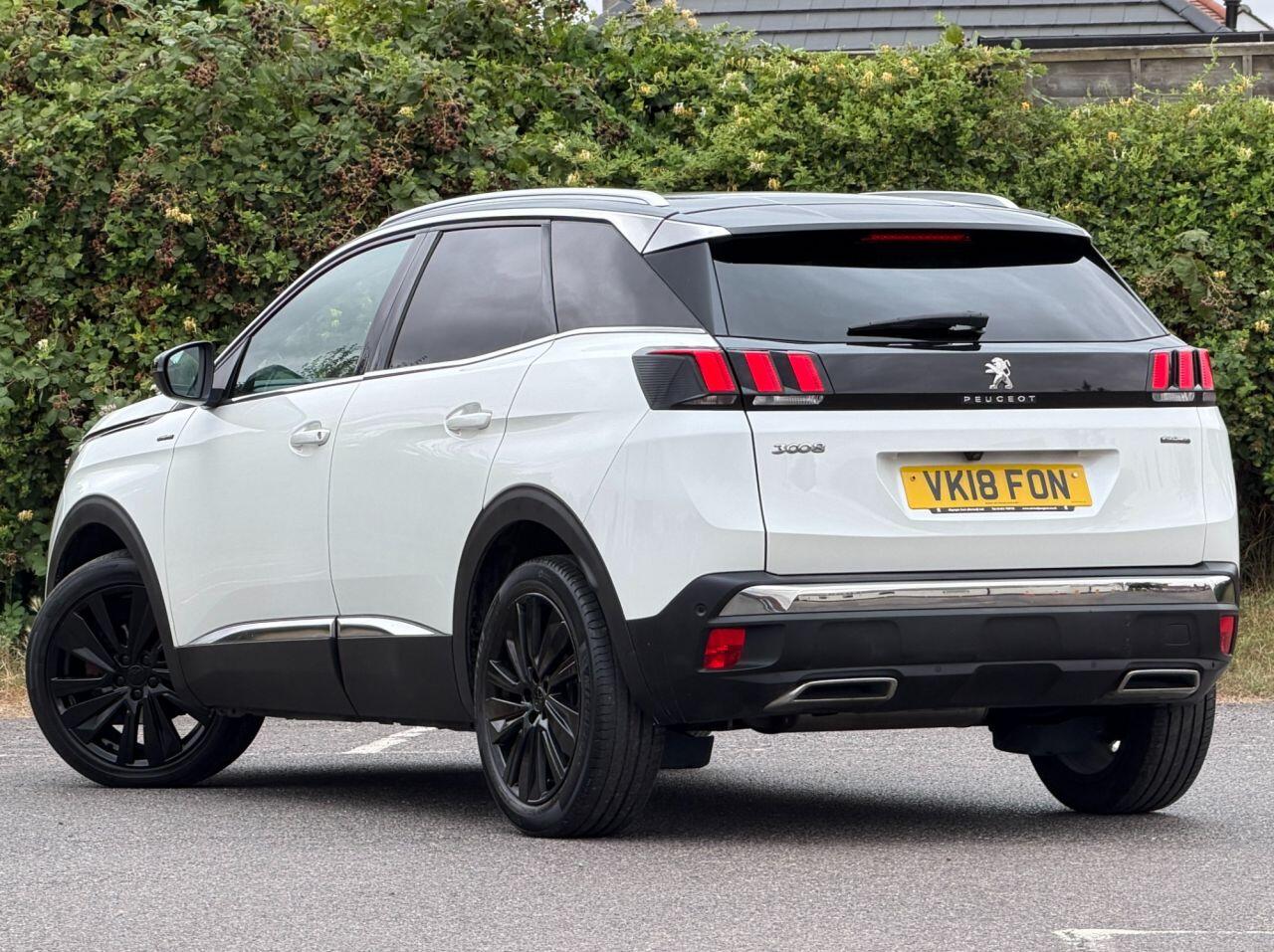 Peugeot 3008 view 2